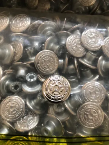 Botão  calça jeans ( pacote com 1000 unidades )