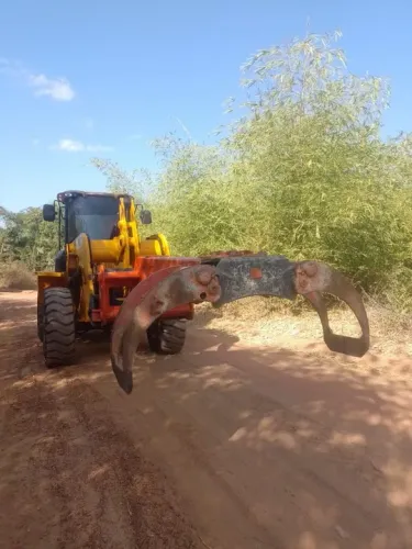 Equipamento Sivicultura  com Concha e ER para Garra e Feller