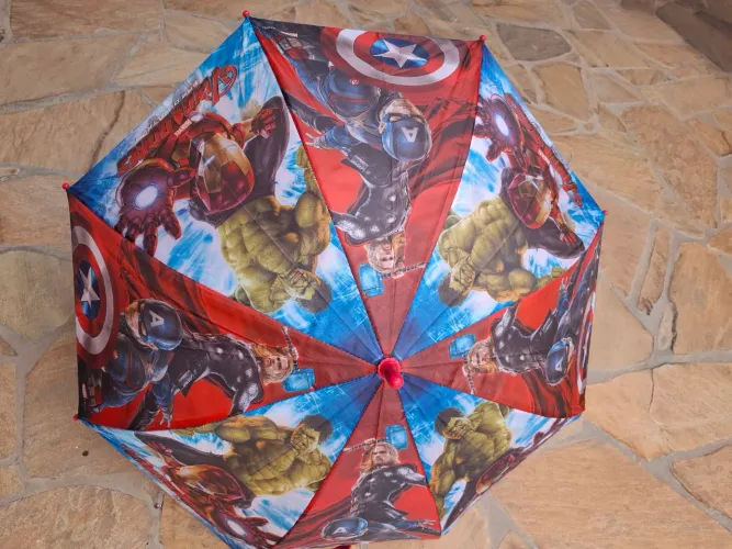 Guarda chuva infantil.