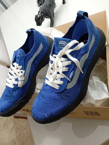 Tênis Vans UltraRangeVR3