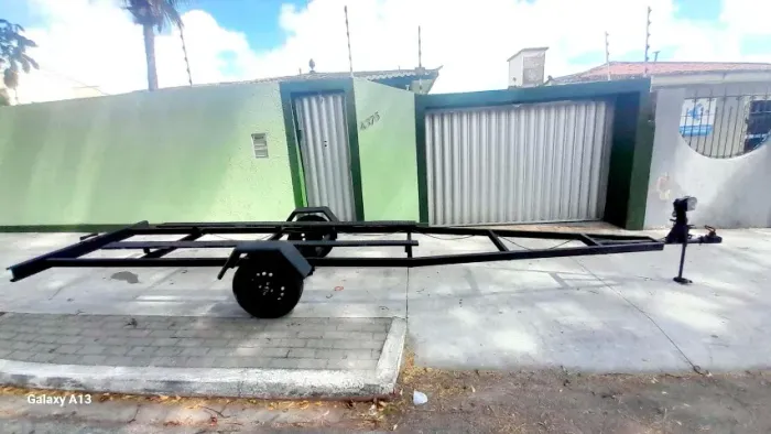 Carretinhas Reboques para carga / Reboques motos , barco, e Jet-ski