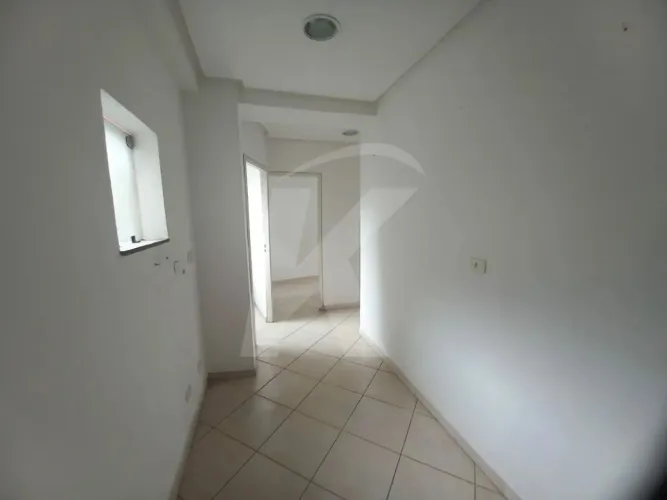 Sala Comercial para Locação na Casa Verde - 68m², Dividida em 3 Salas, 2 Banheiros e Copa