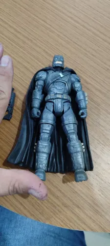 Boneco Batman armadura 