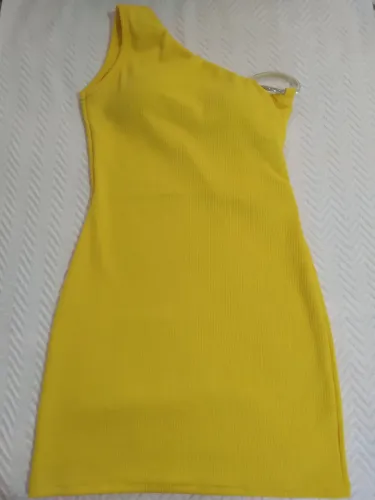 Vestido Amarelo Ombro Único