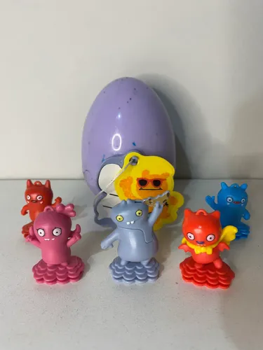 Coleção Ugly Dolls Kinder Joy 2022