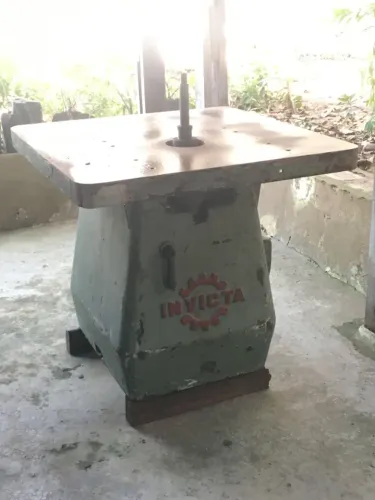 Tupia 90x90 modelo Júpiter Invicta Excelente estado