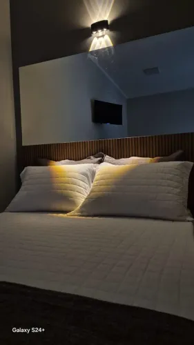 Alugo studio mobiliado