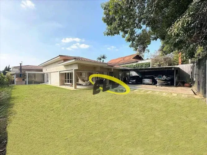 Casa com 3 dormitórios à venda, 308 m² - Granja Viana - Cotia/SP