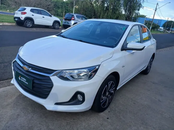 Chevrolet Onix Plus LT 1.0 12V Flex Mec. 4P 2024