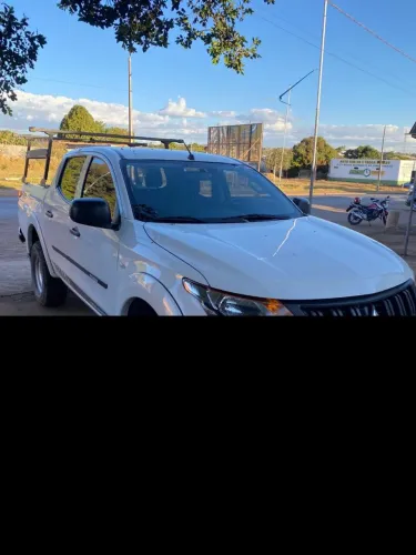 Mitsubishi L200 Tri. Outdo. GLS 2.4 CD 4X4 Die. AUT 2023