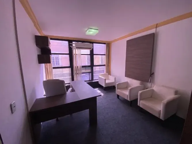 Vendo Sala (30m²) rua do sol centro mobiliada (oportunidade), com divisória para recepção.