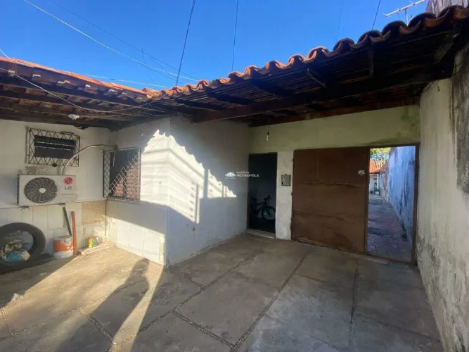 IMÓVEL COM 2 CASAS NO MESMO TERRENO BAIRRO MAFUÁ