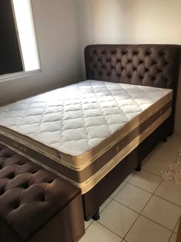 Cama queen size com colchão d33 dupla face garantia de 5 anos