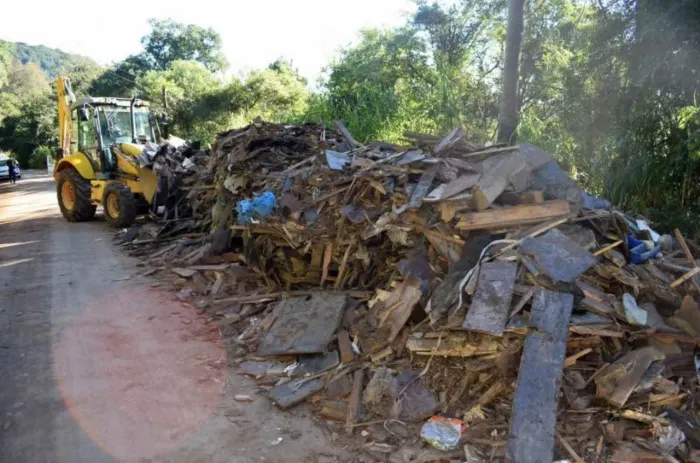 Serviço de retirada de Entulhos