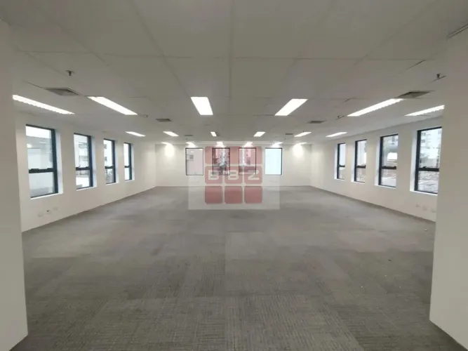 SALA PARA LOCAÇAO NO MELHOR DE PINHEIROS - 120 MTS - 2 VAGAS