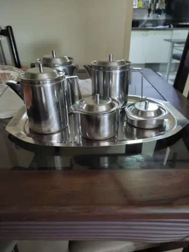 aparelho de chá, e café com 6 peças em aço inox marca Fracalanza