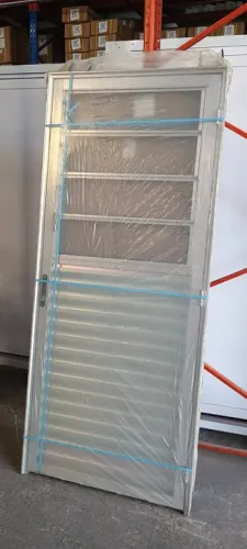 porta postigo Aluminio branco - 2.10x80 - frete a combinar