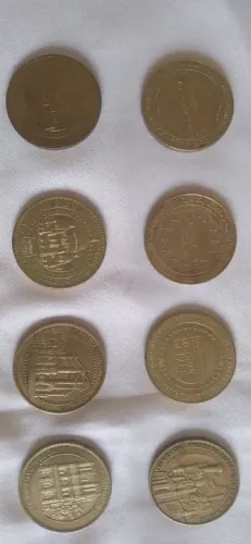 Lote com oito medalhas comemorativas francesas antigas