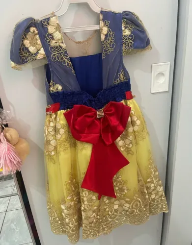 Vestido Infantil Snow White - Perfeito para Festas