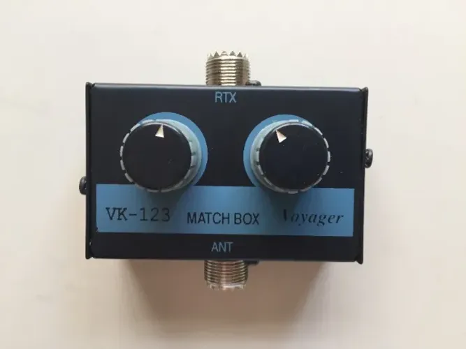 Acoplador de Antena Match-Box - Voyager - VK 123 - usado