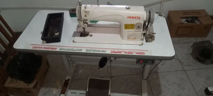 Máquina de Costura reta Yamata modelo GC8700