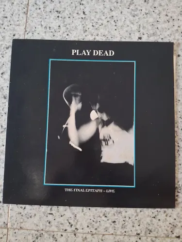 Disco de vinil LP Play Dead - The Final Epitaph - Live (Importado)
