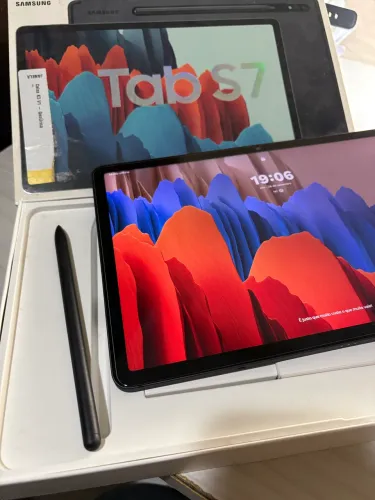 Tab S7 (256 Gb de armazenamento e 8Gb de Ram) 