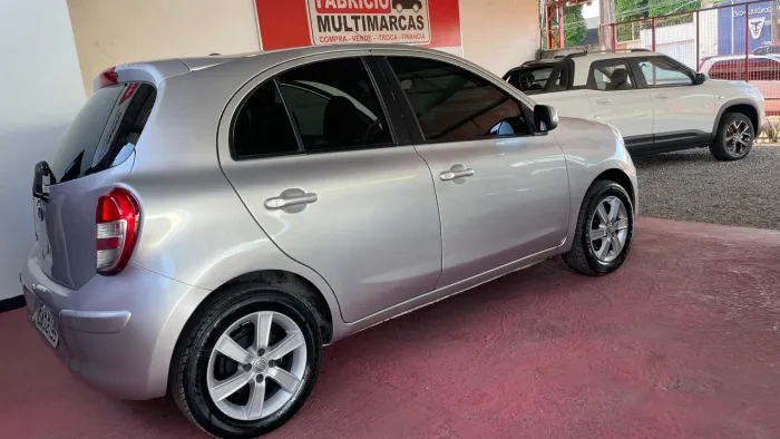 Nissan March S 1.6 16V Flex Fuel 5P 2014