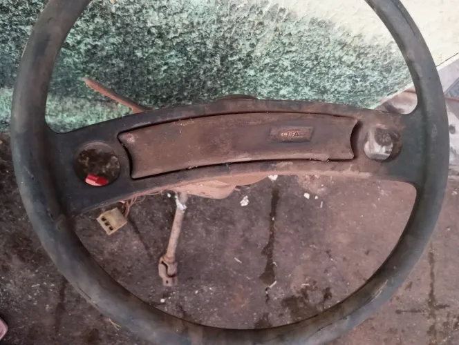 Volante original para Fiat 147 ou Spazio com parte da coluna