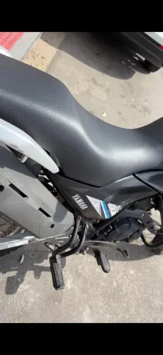 Vendo ou troco XTZ S branca