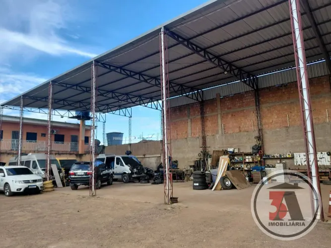 1500m2 c/ Galpão na Zona Sul