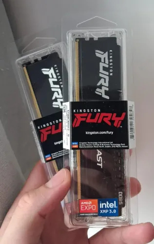 Nova/Lacrada - Memória Ram (2x16GB) 32GB 6000Mhz CL36 Kingston Fury