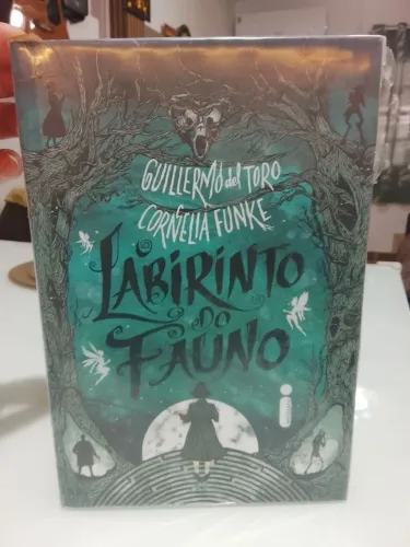 Pra vender! Livro O LABIRINTO DO FAUNO! NOVO!