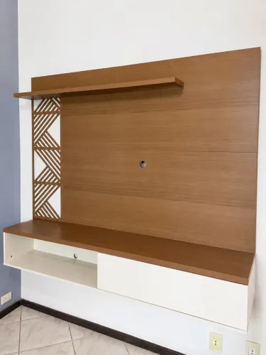 PAINEL MDF DE TV PARA SALA OU QUARTO