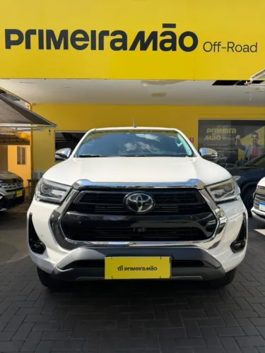 Toyota Hilux CD SRX 4X4 2.8 TDI 16V Diesel Aut. 2023
