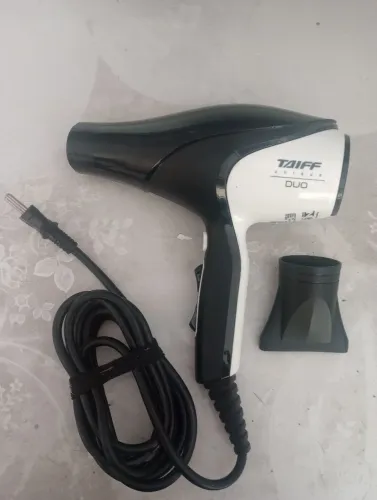 Secador bi-volt, funcionando perfeitamente.