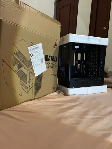 VENDE - SE GABINETE GAMER E FONTE