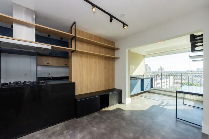 Apartamento para venda e locação em Santo Amaro com 2 quartos, sendo 1 suíte, 66m²