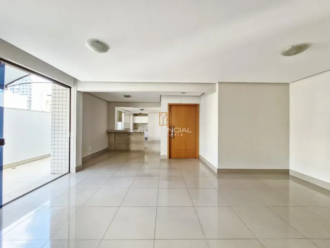 APTO ÁREA PRIVATIVA A VENDA NO CENTRO 03 QUARTOS, SUITE, SALA, COZINHA, 02 VAGAS