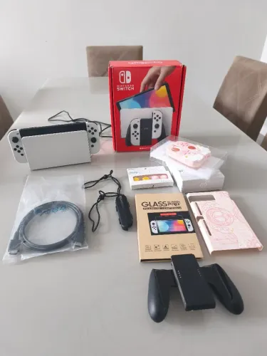 Nitendo switch OLED Desbloqueado 512gb (Sem uso)