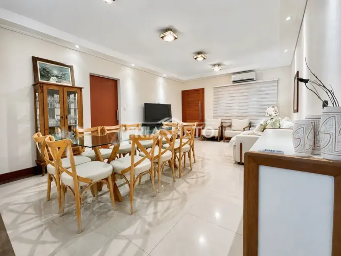 Casa à venda no condomínio Villa D´Itália
