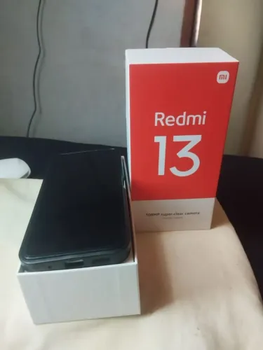 Redmi 13 256 GB (Faço Olx pay)