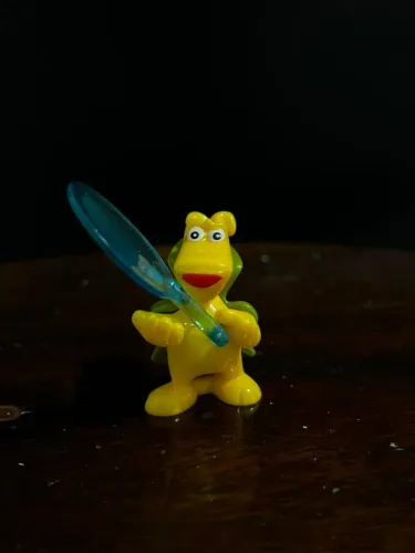 Miniatura Kinder Ovo Croco-Folias 1993 - Jacaré Tenista Com Raquete Original