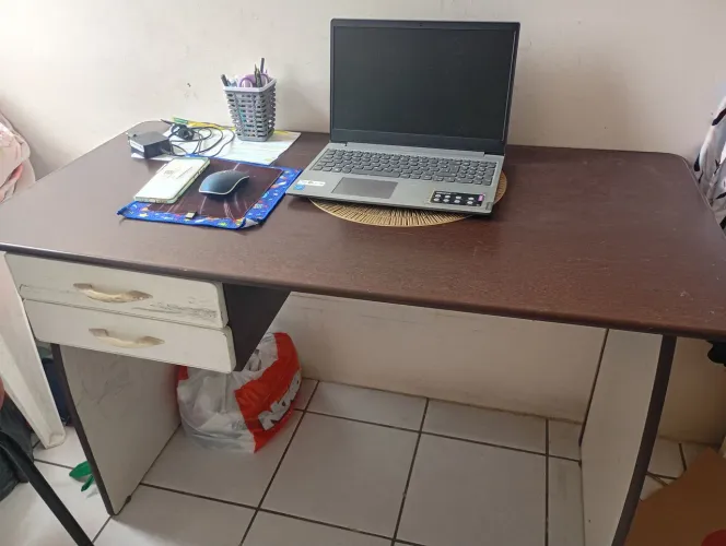 Mesa de escritório