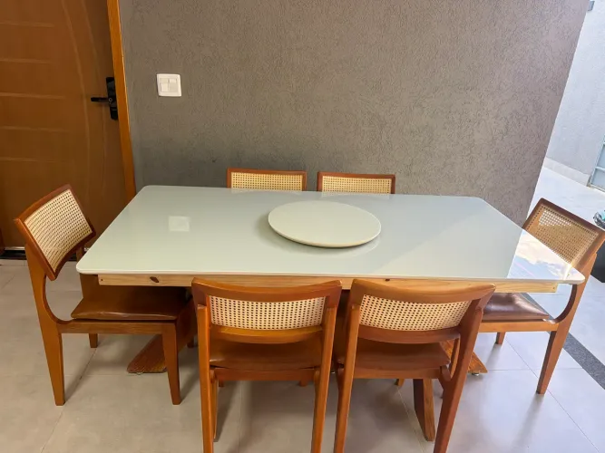 Mesa + cadeiras madeira maciça