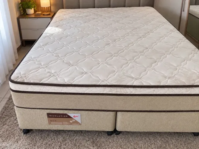 Cama Quenn ortobom