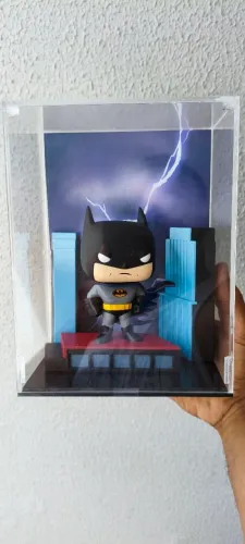Funko Pop Batman (com caixa sem o acrílico)