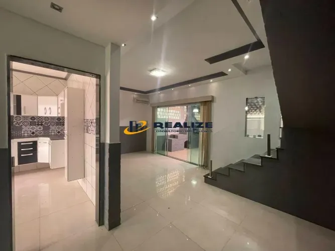 s- Duplex Ricardo Quitete Jockey, 2 qts 1 suite - 400 Kwh Disponivel de energia, quintal l