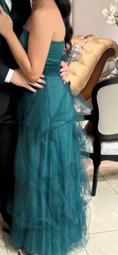 Vestido de festa verde, tamanho M, usado 2x