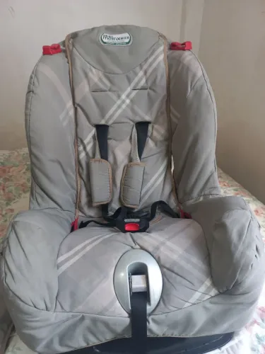 Cadeirinha de bebê para carro